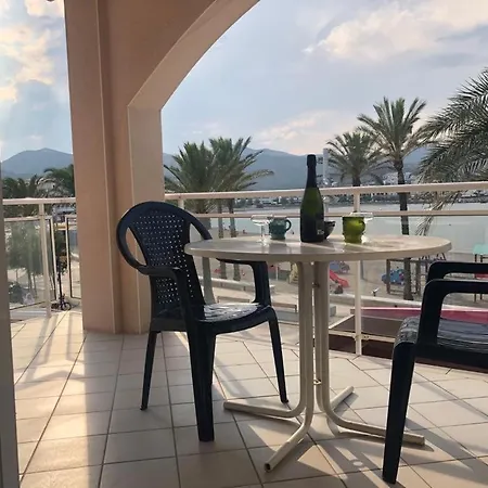 Platja Del Port Apartment Llança