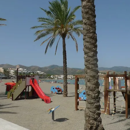 Platja Del Port Llançà